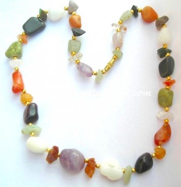 Mix Agate Bagger With Chips Necklace.
