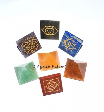 Chakra Engraved Pyramids Set