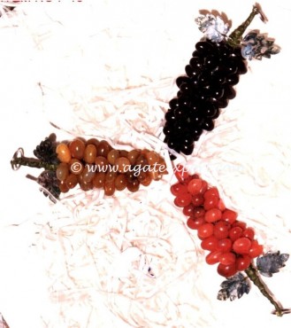 Black Agate & Carnelian Agate Grapes Decoration