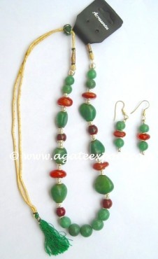 Green Aventurine Necklace - Earring Set.