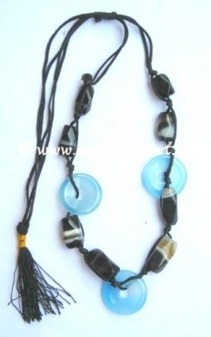 Calcedony Onyx Donuts Necklace.