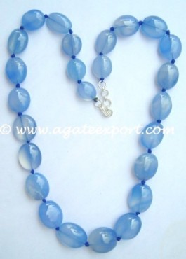 Calcedony Onyx Almond Necklace.