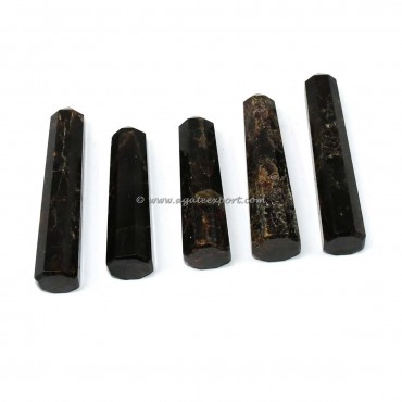 Garnet Obelisk Crystals Point