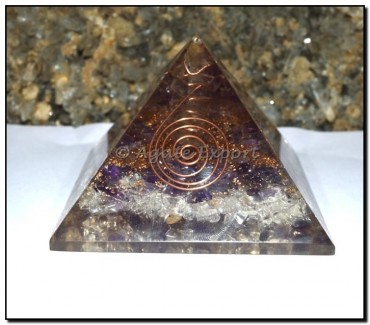 Energy Orgone Pyramids With Crystal Point and Amet