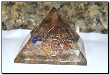 Energy Orgone Pyramids With Point