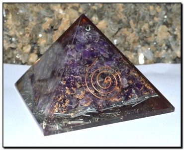 Amethyst Chakra Pencil Orgone Pyramids
