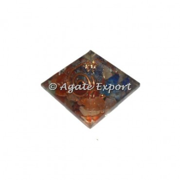 7 Chakra Small Orgonite Pyramid