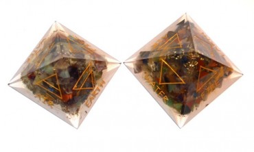 Orgone Pyramids With Five Element Reiki Set