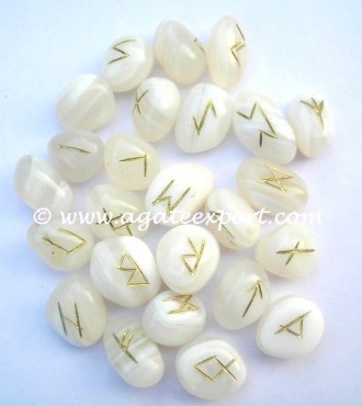 Banded Agate Rune Set.