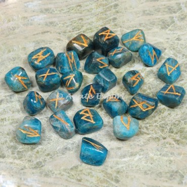 Apatite Futhark Rune Set